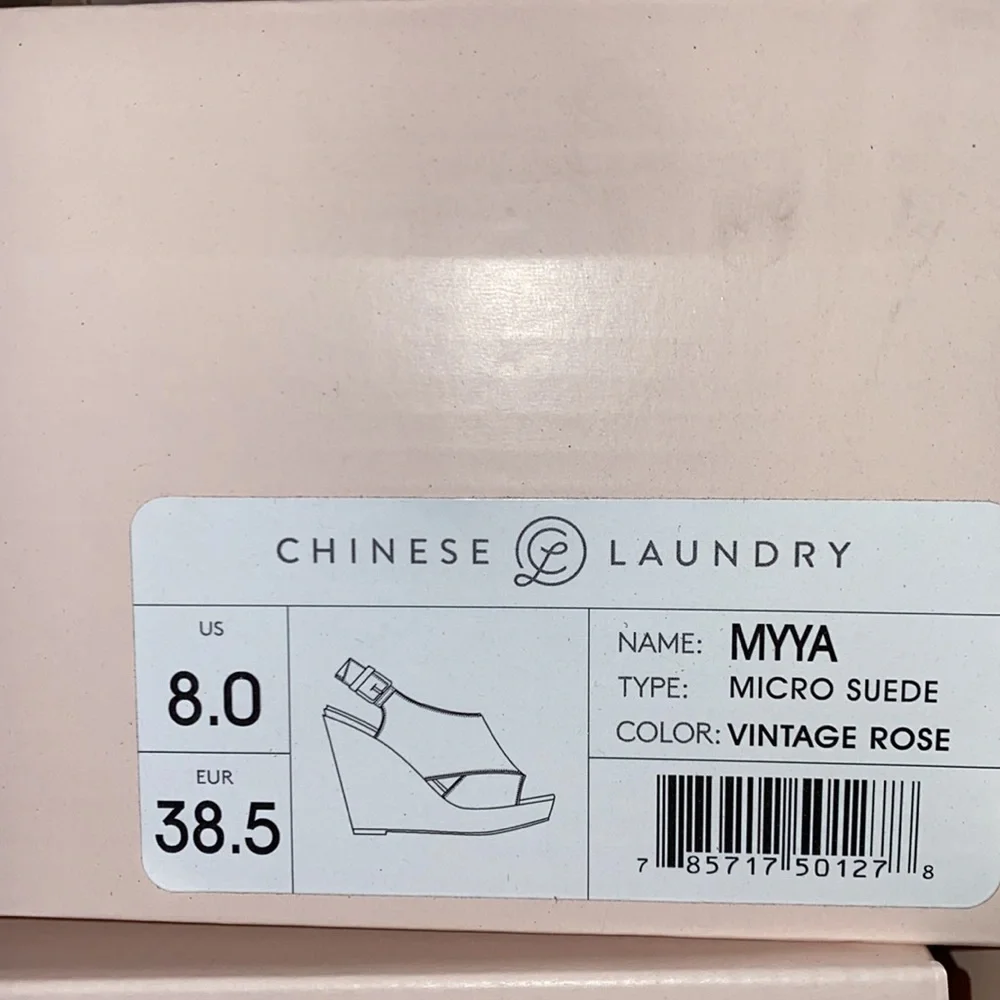 AUTH NIB CHINESE LAUNDRY MYYA WEDGE SANDAL